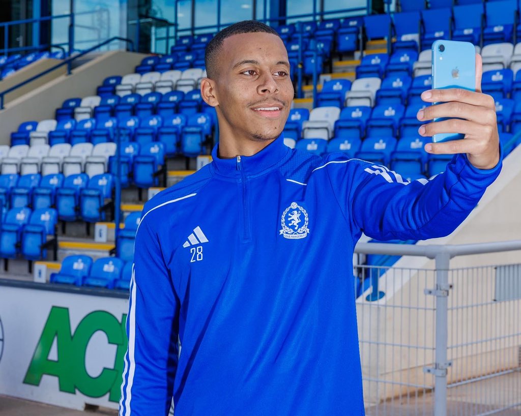 Happy to have signed a professional contract at <a href="/CoveRangersFC/">Cove Rangers FC</a> been a journey to get here! 

The work has just begun, all the glory to god! #28