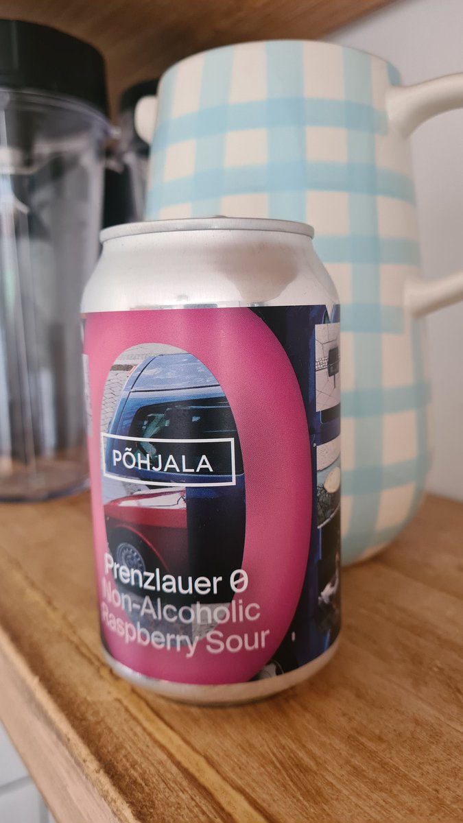 WrestleChaps's tweet photo. Couple of damn fine Low Alc options room @pohjala & @gang_mash
They drink like beers, which is always the first challenge, and taste great.
Fruity and tart on the sour, crisp and refreshing on the Hazy pale.
#NonAlc #WrestleCraft https://t.co/SZ8LstSYM6