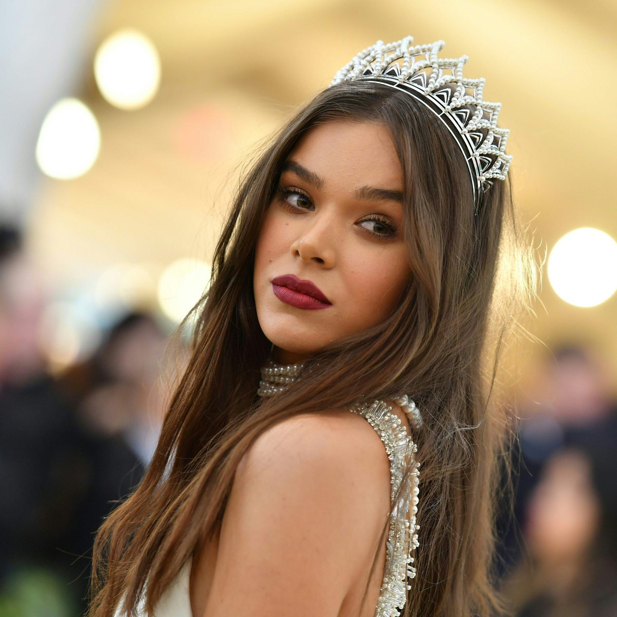 archiveshailees's tweet photo. hailee steinfeld is UNREAL https://t.co/3E2KhIyRNU