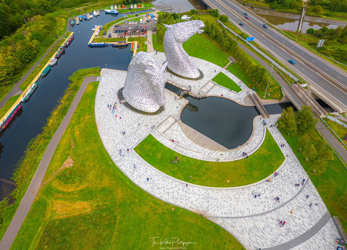 TheKiltedPhoto's tweet photo. The Kelpies from above. The Wee Kilted Photographer helped with the composition for this shot, he did well!
#VisitScotland #Scotland #TheKelpies #Falkirk #Grangemouth #shotonmydrone #yourdrones #yourscotland #andyscott #scottishbanner https://t.co/EQry5HDioE