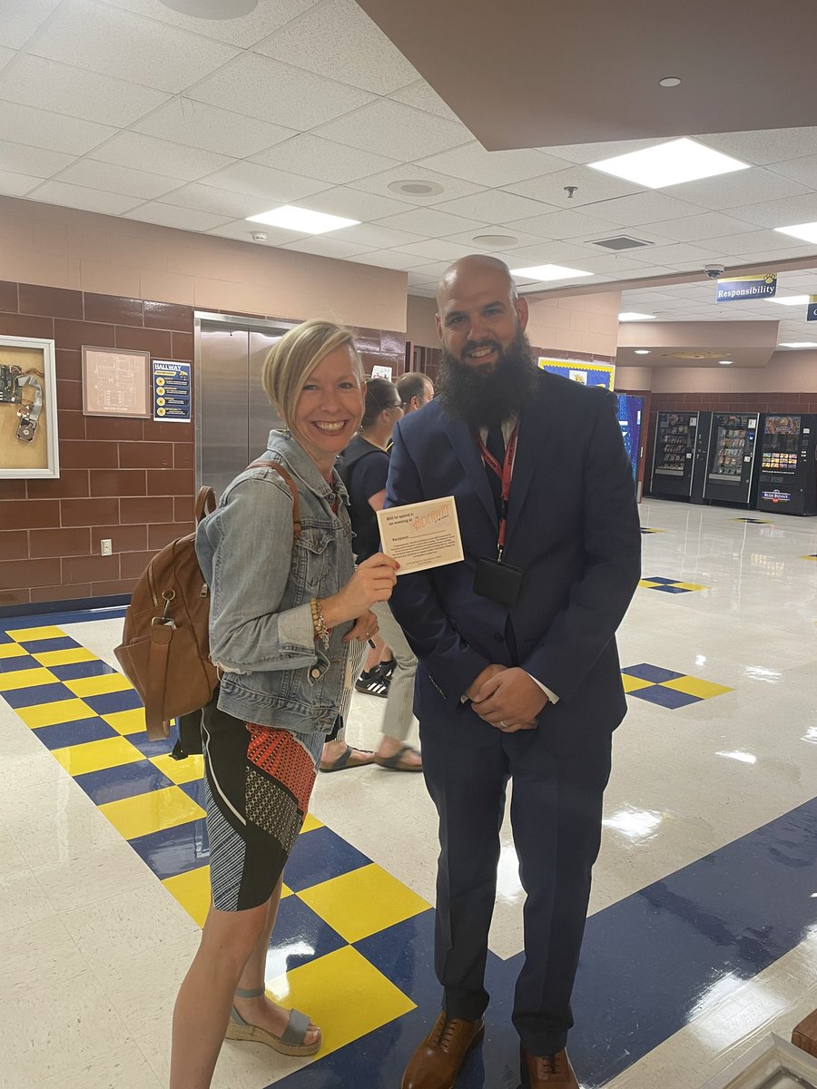 Derek Albright tweet media