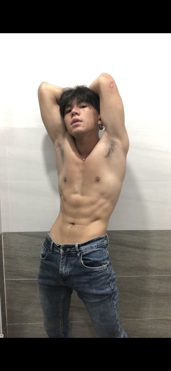 tri11104's tweet photo. nhậu quá mập gòi mấy chế 🥲 https://t.co/SNtU1edTyU