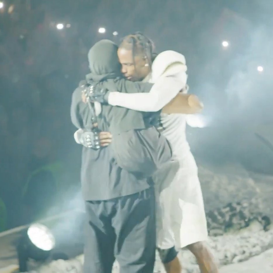 I’M LOYAL B*TSH, I GOT YE OVER BIDEN