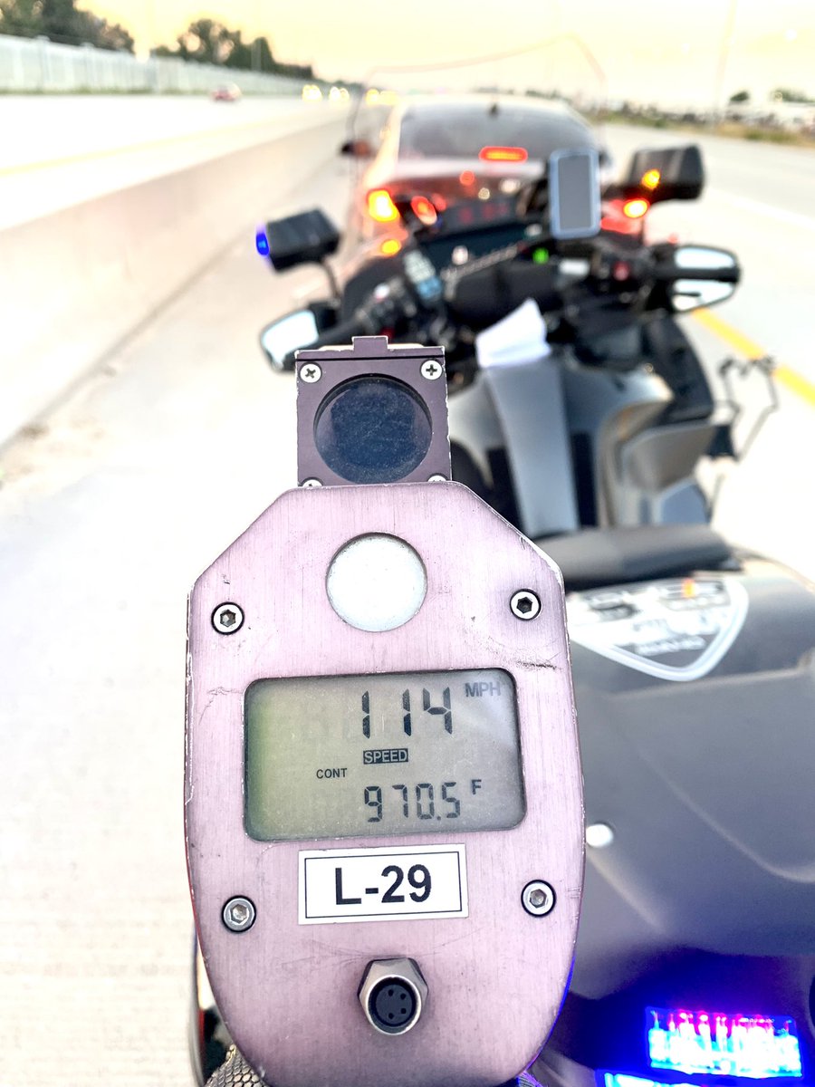 kjwills652's tweet photo. Apparently I was gone too long! Here’s what’s still happening on our roads.
PLEASE #slowyourroll & quit meeting me this way! I’m more than happy to meet w/you somewhere other than the roadside.
#buckleupbuckaroo #wavewithfive https://t.co/TMeqiWe2Z3