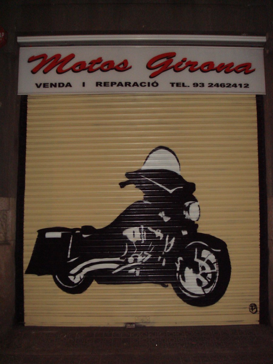 Stuffcustoms's tweet photo. 🏍 #motosgirona 💨End work (right side blind) 💪🏽simple 2colors ⚫️⚪️#stuffcustoms
#pintordepersianas #barcelona #persianaart #motos #motorbike #persianasbcn #graffiti #stuffcustomsbcn #professional #harleydavidson #streetart #persianas #art #shop #pinturaenpersianas https://t.co/sfAVxAyBvj