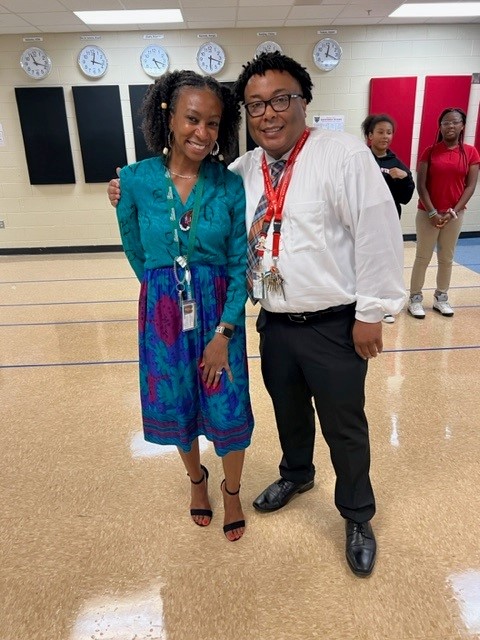 RidgeviewMC's tweet photo. #rcmsfirstday  More Pics!! https://t.co/K0eX7n7cJK