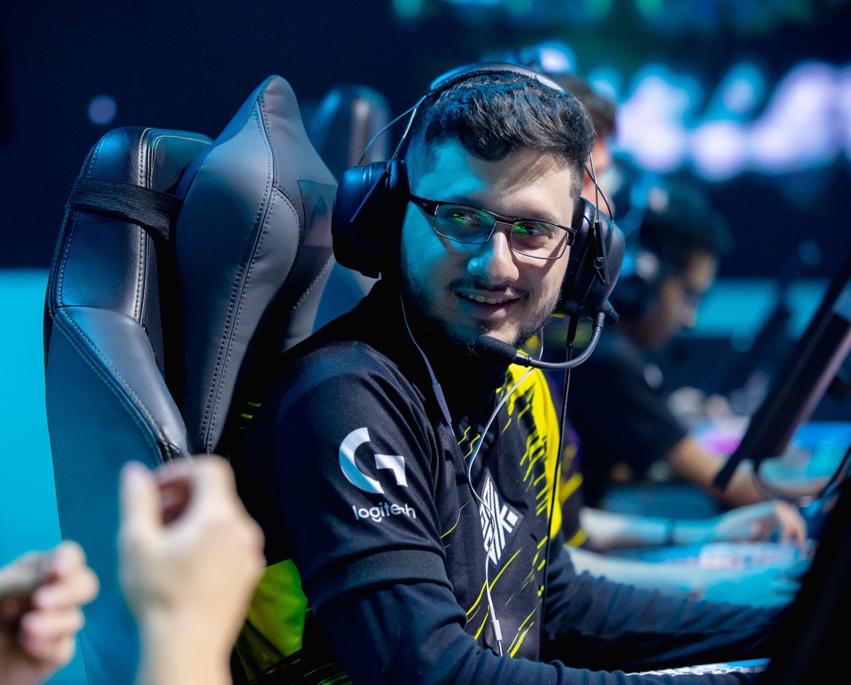 Salve! A ODDIK resolveu se afastar do cenário e com isso estou Free Agent. 

Sigo sob contrato e estou aberto a receber propostas pra jogar tanto no BR quanto no LAS pro Challengers de 2024.
Quero continuar na função de Iniciador mas também tenho experiência como Sentinela.