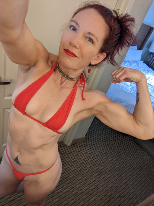 Ass kickings continue on tour! https://t.co/BIQKGwJtgd