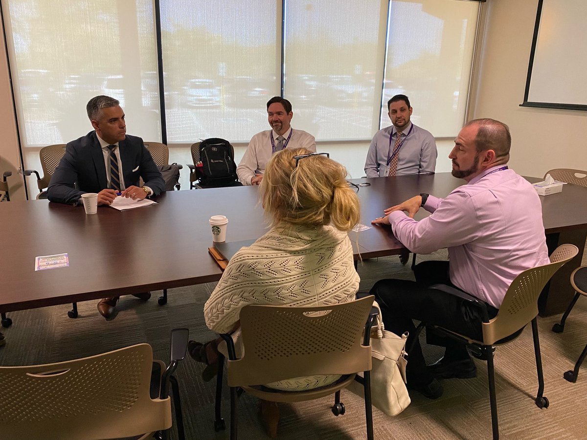 RepCiscomani's tweet photo. Celebrated #NationalCommunityHealthCenterWeek at @HealthcareMhc's Dove Mountain Health Center to see firsthand the critical services they provide for people in #AZ06. As the oldest community health center, they opened in 1957 & now serve over 50,000 patients in Arizona. #NHCW23 https://t.co/bEwX0ZVHC1