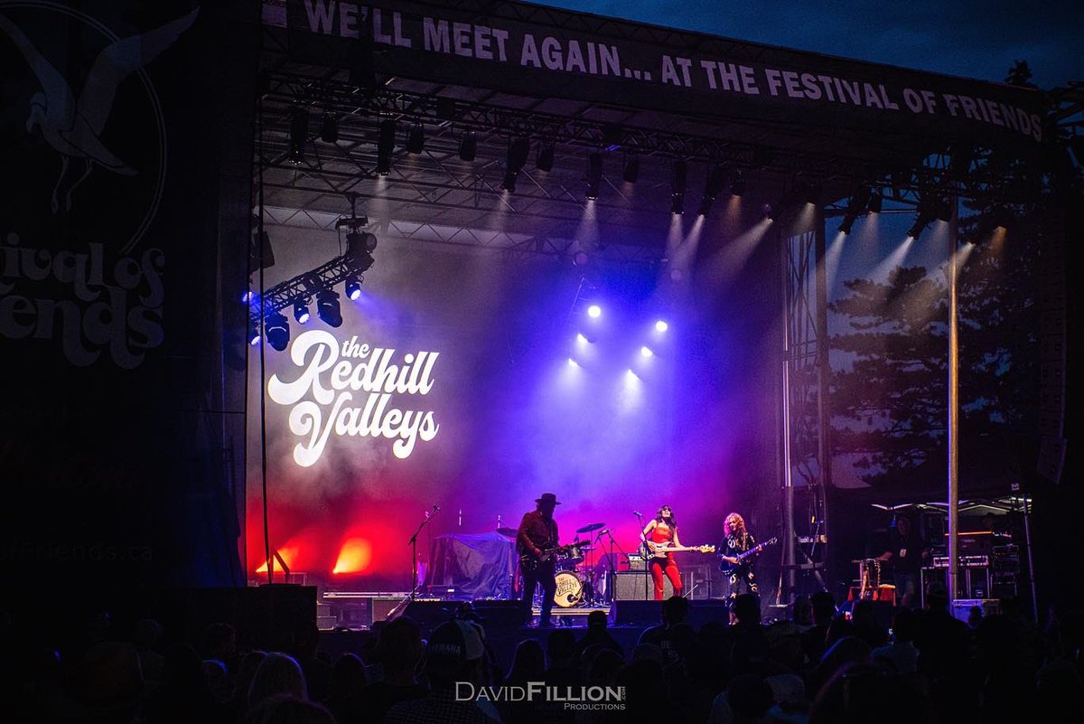 .@RedhillValleys on stage at @FestofFriends yesterday 

#theredhillvalleys #festivaloffriends #hamont #hamilton #musicfestival #festival #countrymusic #myhamilton #concert #musiclover #photograghy #hamiltonphotographer #sonyalpha #a99ii #SonyAlphasClub #sonyImages #dfproductions