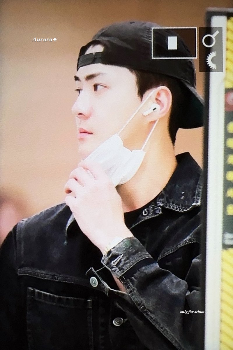 xunqi_indonesia's tweet photo. 230808 | AIRPORT PREVIEW ✨

SEHUN sudah sampai dengan selamat di  Seoul. 
Selamat beristirahat yaa bayiiik🧡

cr on pict
#SEHUN #세훈 #엑소세훈 https://t.co/SWp4HC1OfK