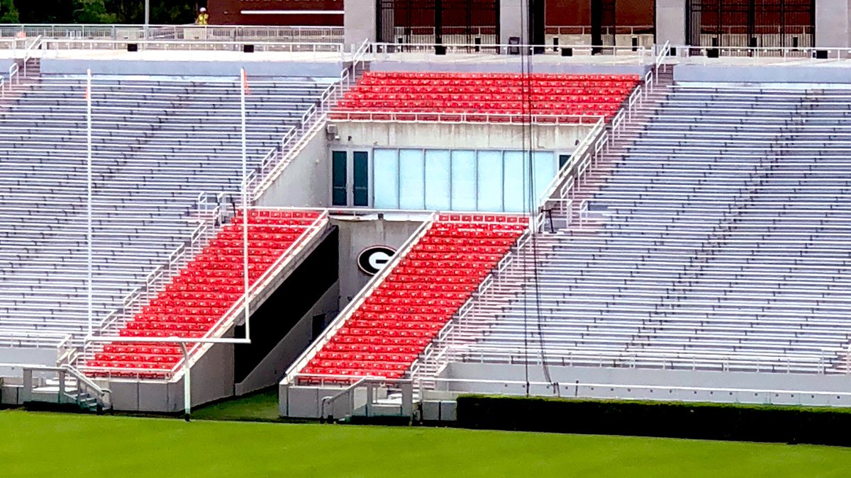 MDukes45's tweet photo. The recruiting section is ready. #GoDawgs #UGA #Seatbacks https://t.co/KoOdwZvElb