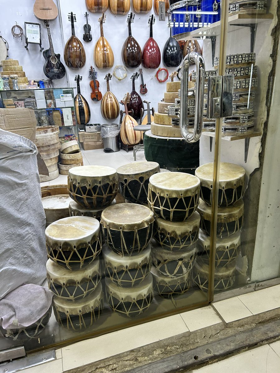 Ryoga_sai's tweet photo. たくさんのアラブの楽器たちにも出会いました。 https://t.co/iv1v3KzjuH
