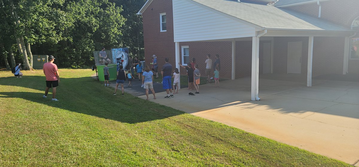 _faithnc's tweet photo. #GoServeWeek continued over the weekend with Covenant Hope's 5 year celebration festival, and a Holden Road clean up! Thanks to everyone who's been a part of a project so far! We're looking forward to building a playground over the next few days! https://t.co/TjHJOfsHZX