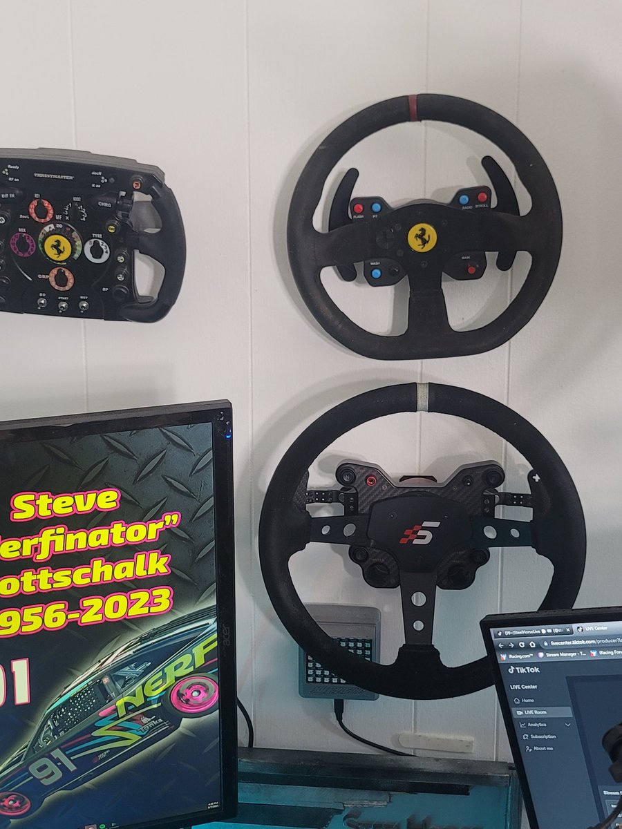 SteelHorseLive's tweet photo. Finally ordered a wall mount from @SimSportGadget 

My wife likes it a lot better than the "leave it sitting in the middle of the floor" option https://t.co/r8L2oOPWPS
