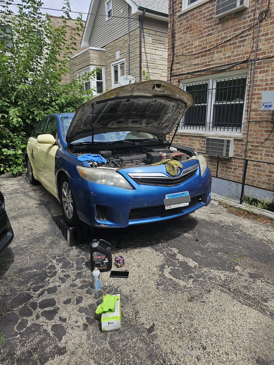 KetchupGaming's tweet photo. This camry needs A LOT of work. All 4 struts, both tie rods, both ball joints, ignition coils, and a valve cover gasket https://t.co/1H2cEI52vw