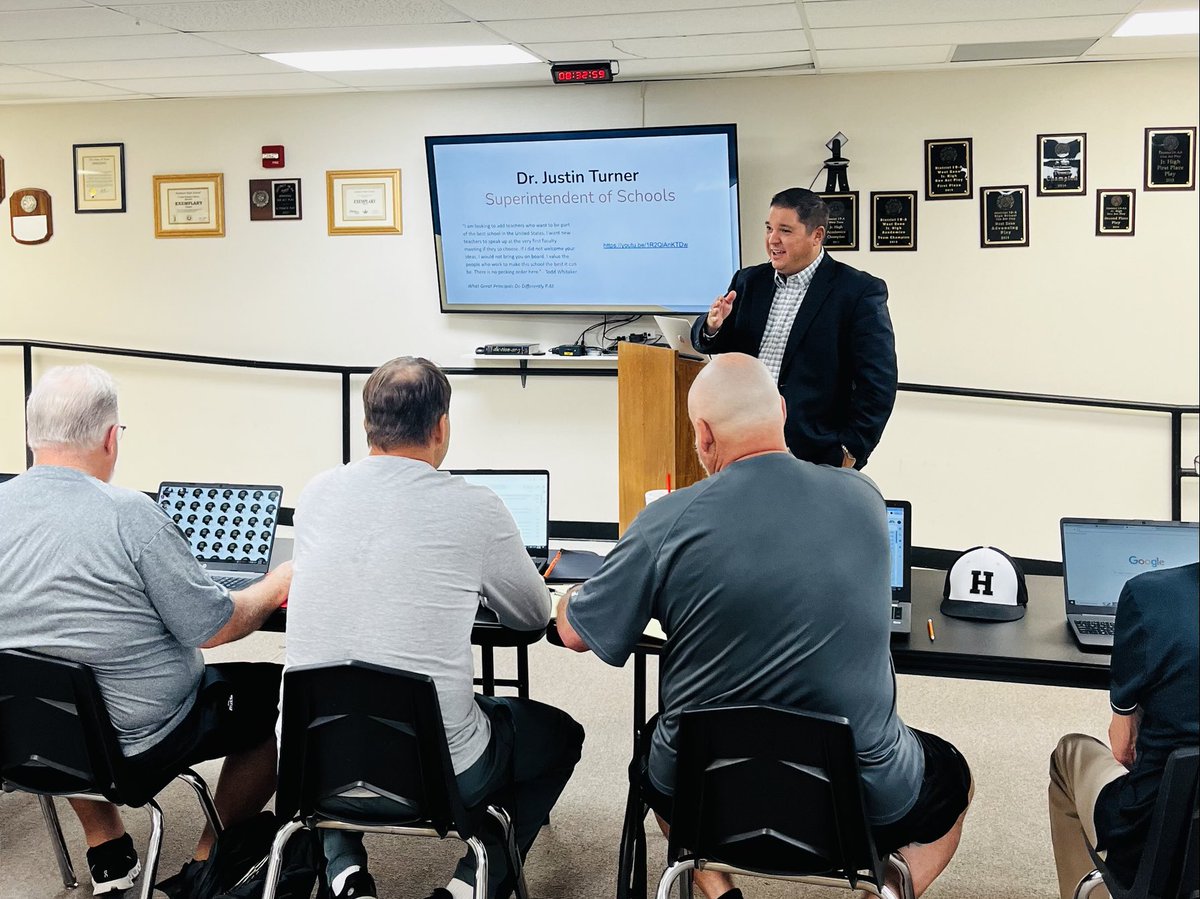 Dr. Justin L Turner tweet media