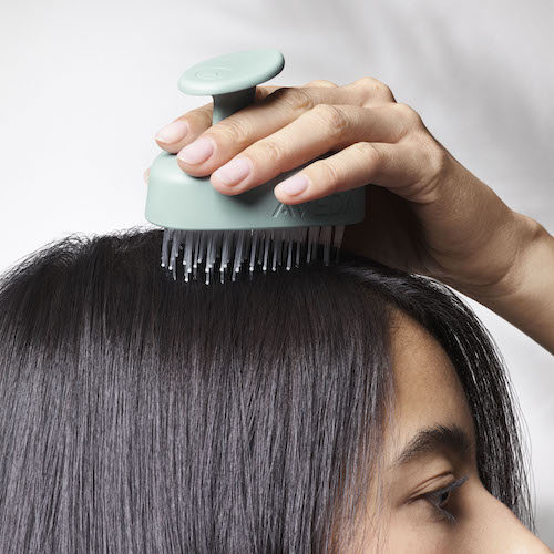 BuffaloGlam's tweet photo. To transform your hair, go straight to the source. 💙 Our NEW Scalp Solutions Pro Treatment soothes and balances to reveal visibly healthier hair—in just one service. Renew your scalp while delighting your senses with a refreshing formula.

📱 (716) 844-1111 https://t.co/K9GmG5JxuQ