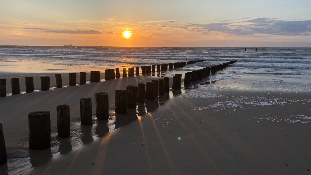 Na de vele regen en storm komt er nu zonneschijn!  Genieten ! 
#Zeeland