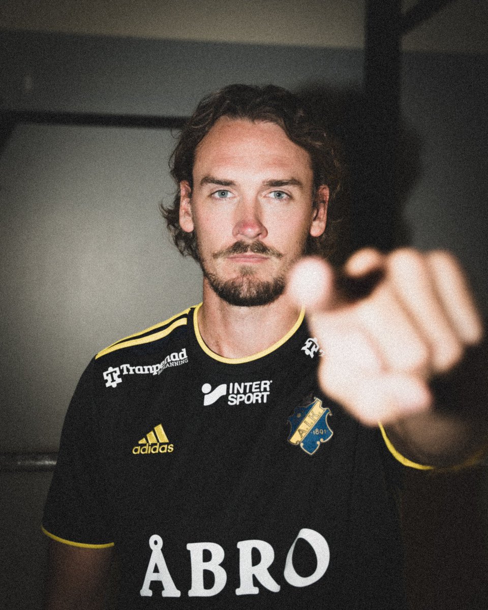 InnebandyAIK's tweet photo. Tillbaka i AIK https://t.co/LEVmriAxnB