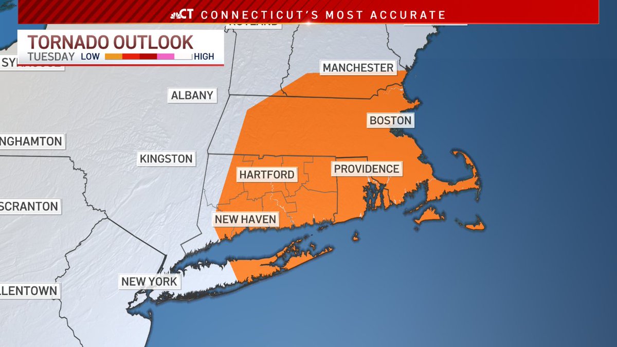 ryanhanrahan's tweet photo. We may see a couple storms later this evening and tonight but the risk for a severe storm will increase around daybreak. The storms will be isolated but there's the chance for some strong winds or an isolated tornado with any storm that develops. https://t.co/mWJrzIe3v8