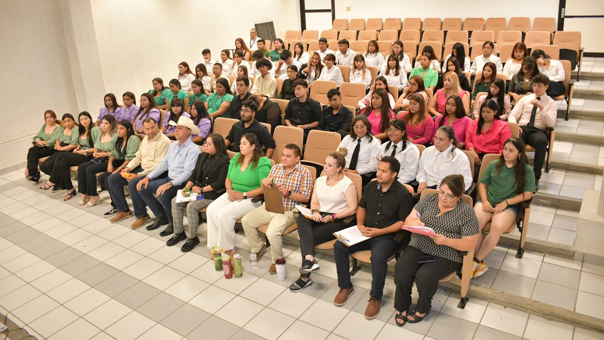 UTnortecoahuila's tweet photo. Nuestros estudiantes de DNAM presentaron sus Proyectos de la materia “Integradora I” creando productos o servicios enfocados en brindar una solución de desarrollo sostenible en el que realizaron un análisis de mercado para determinar la factibilidad y rentabilidad de su trabajo. https://t.co/o61I6Uh4oq