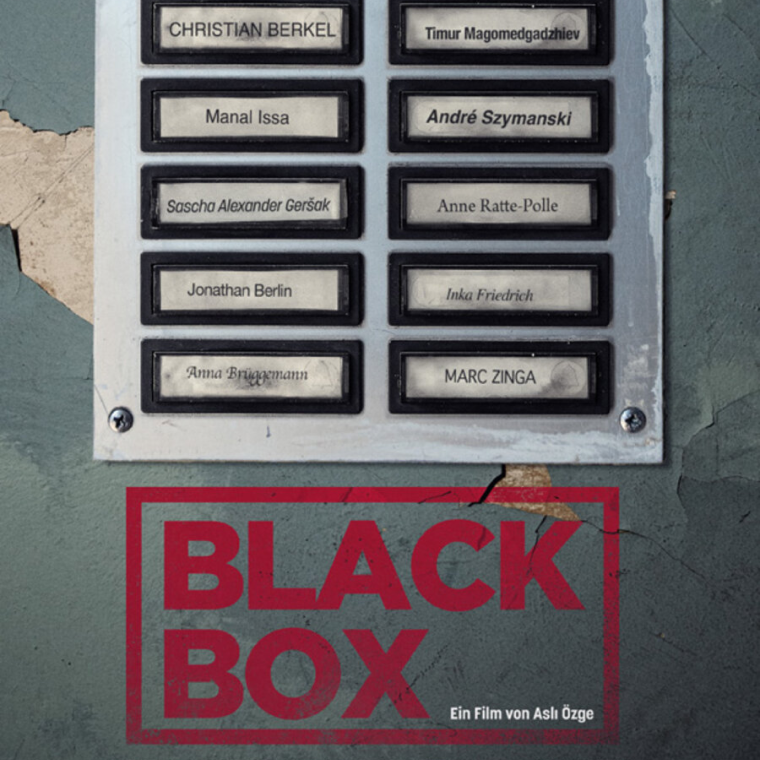 Ab Donnerstag neu im Programm:

Black Box (Drama) apollo-aachen.de/black-box/

Cat Daddies – Freunde für sieben Leben (Dokumentarfilm) apollo-aachen.de/cat-daddies/

#neustarts #arthouse #filme #Aachen #Kino