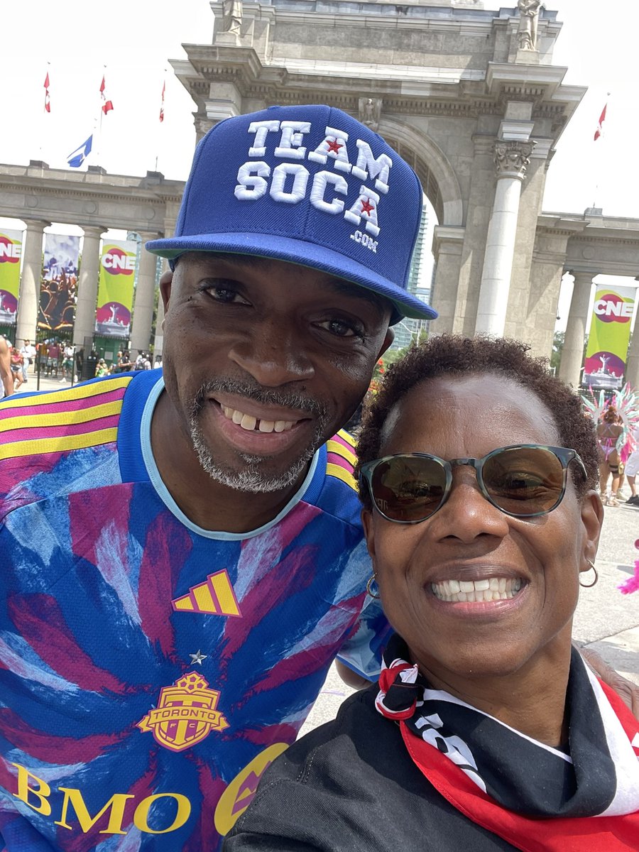 Jameazuberi's tweet photo. Bucket list checked @CP24 @nathandowner1 @jessicasmith @JeanAugustine07 @ritacox @DJSpicenyc with deepest gratitude I got to be a #carnivalarts ambassador for @GoTOCarnival @cityoftoronto our ancestors are celebrating #teammammy @CARIBANA1967 give birth to this #carnival spirit https://t.co/7rpqZLWDJF