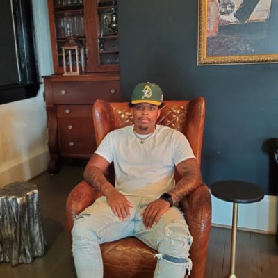 YngApollo's tweet image. #NewProfilePic