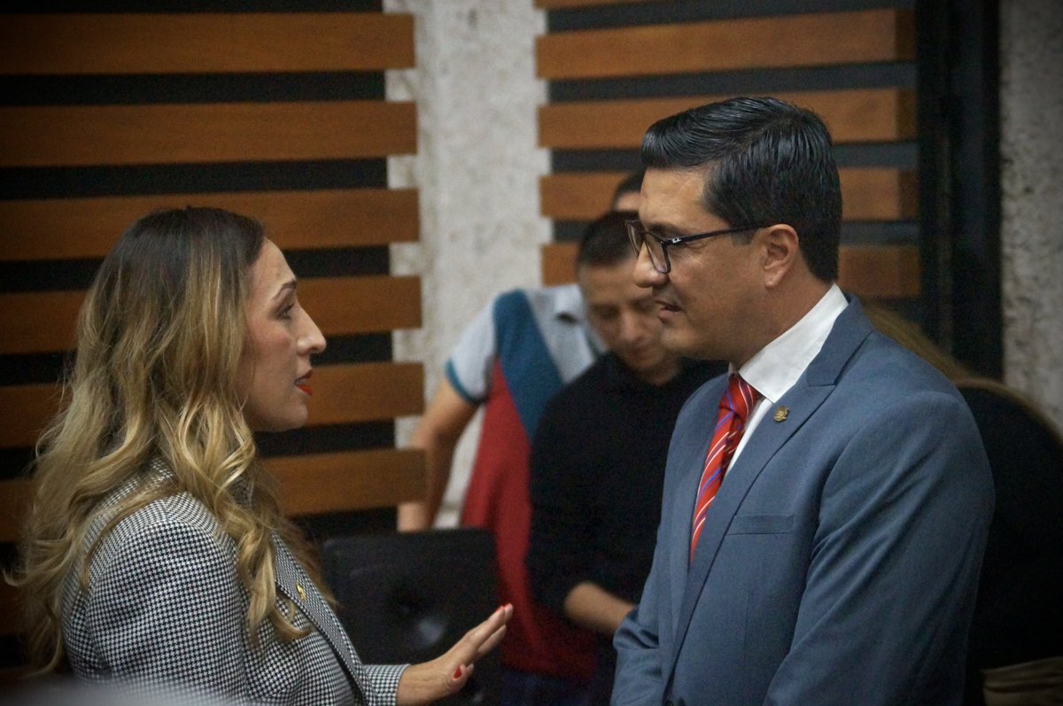 rubirangelPAN's tweet photo. El día de hoy inauguramos el XXIII Encuentro Universitario Internacional de Actualización Docente denominado "La Educación Media Superior y Superior Pública y su Compromiso Social" llevado a cabo por la UMSNH; bienvenidas todas y todos los ponentes @UMSNH_Oficial https://t.co/NnbzcXZSfK