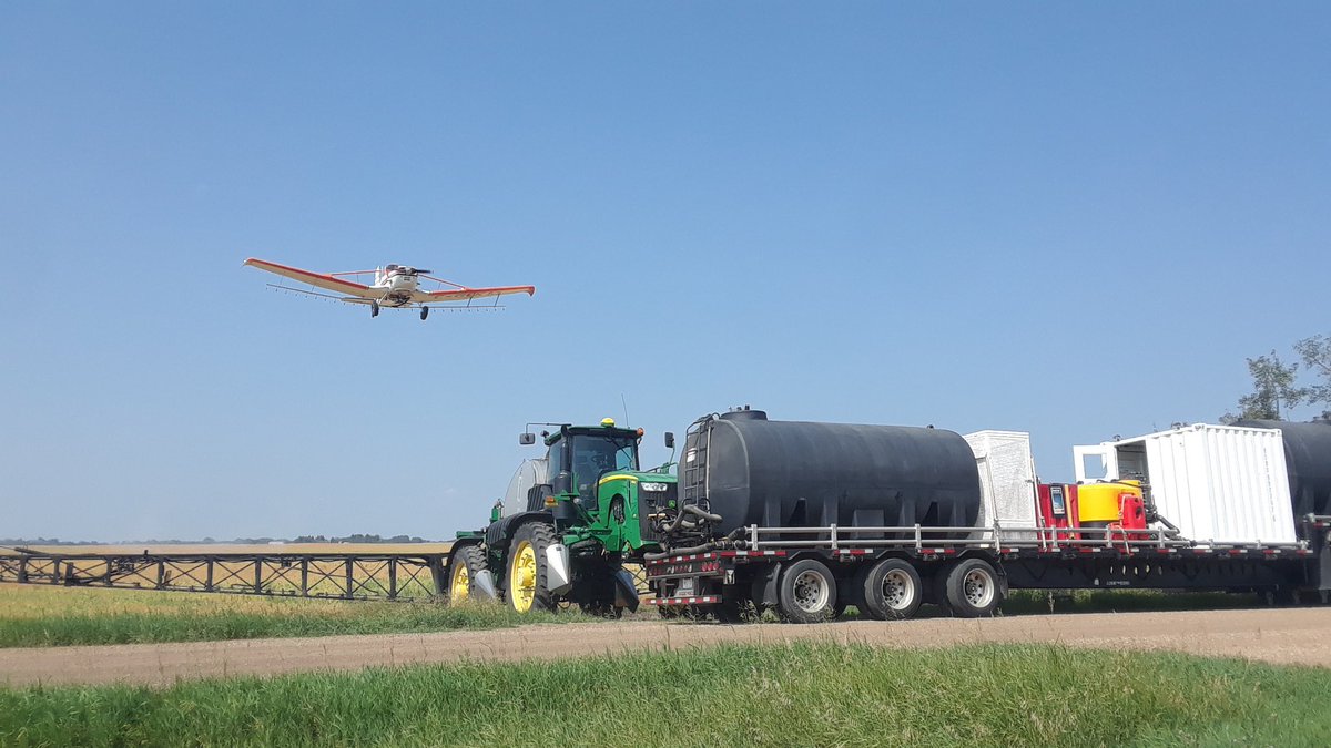 sprayertrailer's tweet photo. Some peas are going down today. https://t.co/ks0OerxtT1