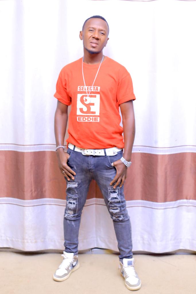 Selectaeddie256's tweet photo. @Selectaeddie256 https://t.co/E2Czm7J3gC