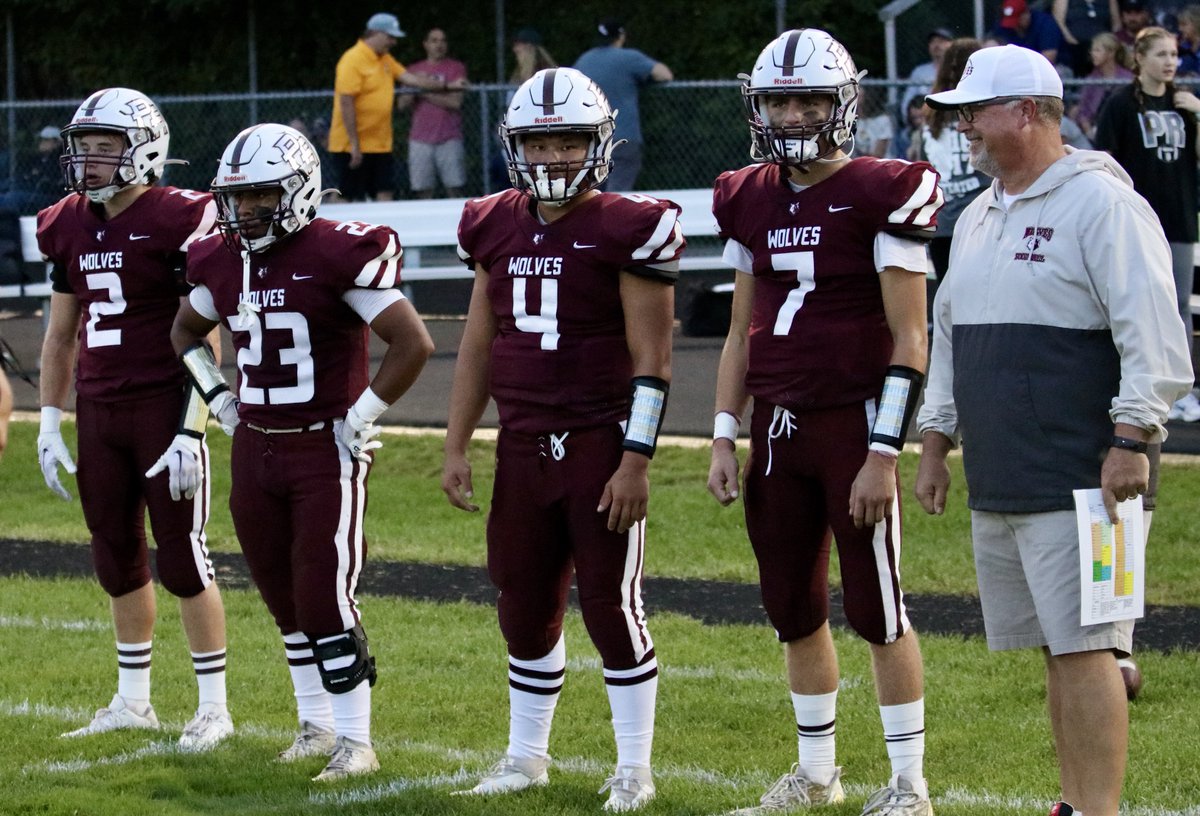 New: My 2023 Conference Look for the Fox Valle  Conference  is here. Who wins the FVC in 2023? Conference MVP? Toughest schedule? Top FVC Games to Watch in 2023? edgytim.rivals.com/news/2023-conf……
@PrairieRidgeFB
@CGTrojanFB
@stec_grant
@GeorgeDimop14
@mjhansen95
@HuntleyFB