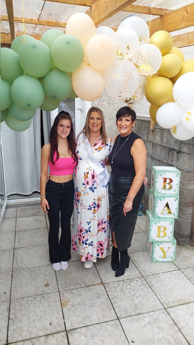 Katrinad22's tweet photo. Great fun today hosting my baby sisters baby shower.... 7weeks until my godchild arrives... let the countdown officially begin 🎊🥳🥰🥰♥️♥️ https://t.co/UuqokBeYBa