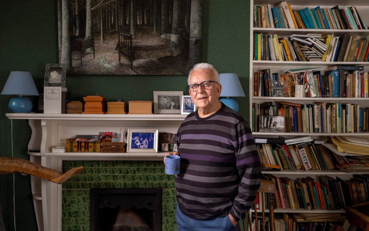 📰 <a href="/anitathetweeter/">Anita Singh</a> for <a href="/Telegraph/">The Telegraph</a>

Andrew Davies tried to have more fun with #Sanditon. 
The US producers reined him in. Are American viewers more conservative?

AD: “I think it’s PBS’s ­perception of their viewers, which is probably wrong.”

🔗 telegraph.co.uk/tv/0/andrew-da…