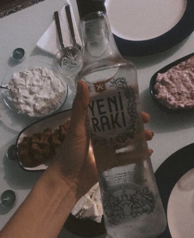 Rakı içmeden yaşayan insanlığın, muhabbet damarları tıkalıdır. #aydinmerkez #aydin