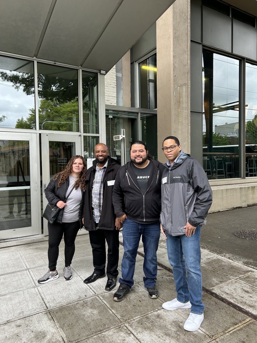 un_loop's tweet photo. Thanks to our wonderful board member for hosting participants at the Starbucks Center! This was the first opportunity for participants who had never been in a tech office to see firsthand what they're working towards. They're motivated to get their journeys started! https://t.co/lhstxGBbPb