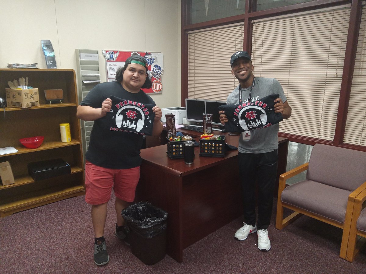 LTerryCounselor's tweet photo. Shoutout to the best band leaders in the district for appreciating the counselors @PermenterCH https://t.co/N39BHjNfm2