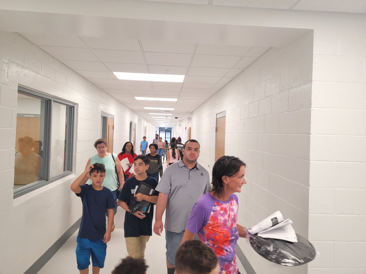 Sebastian River Middle School tweet media