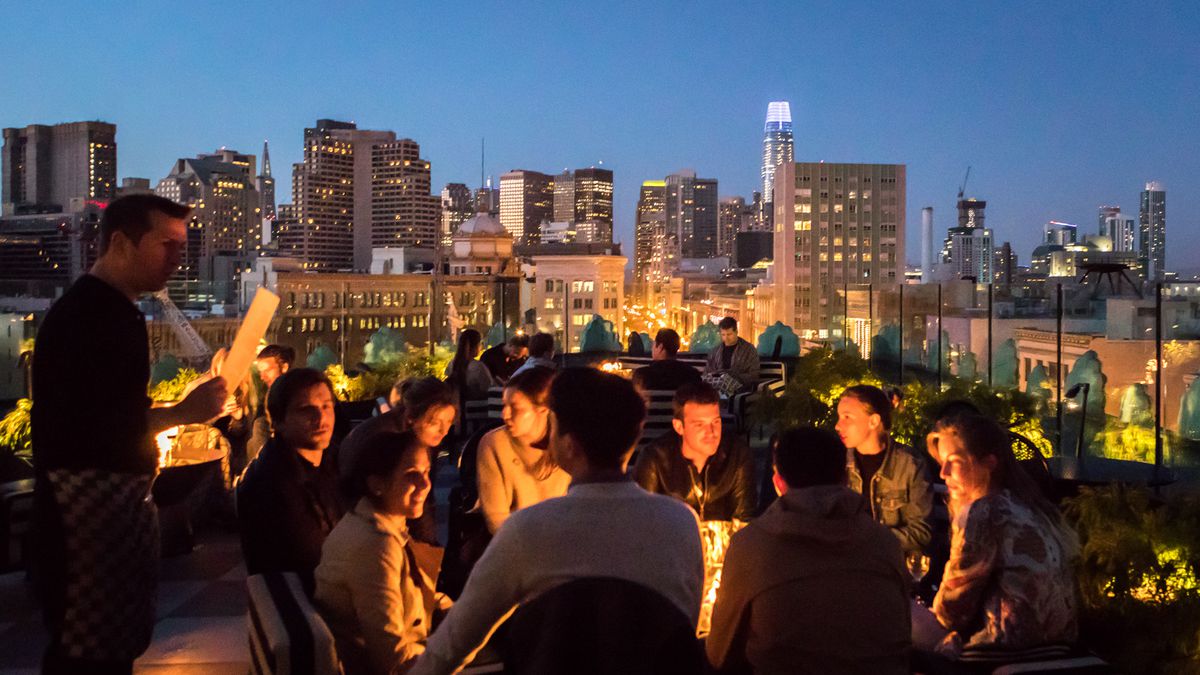 ZacSolomon's tweet photo. Wanna hang out with 330+ Founders and VC's this Wednesday?

I'll be hosting a huge mixer this week. 

• If you work in tech, 
• invest in startups, 
• are looking for a new gig, 
• or just want to meet some awesome people

Come join us!

Sign up at the link in my bio ☝️ https://t.co/QfUZ2MzkDo