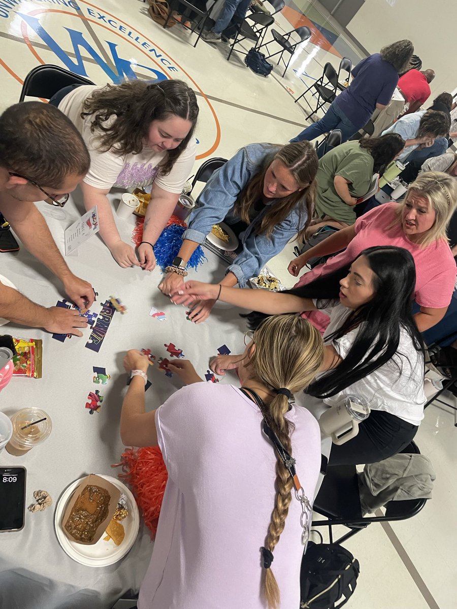 MsCodiCummings's tweet image. Teamwork makes the dream work. No one succeeds unless everyone succeeds. Every puzzle piece is needed to make a masterpiece. #thisisWB #thisisus