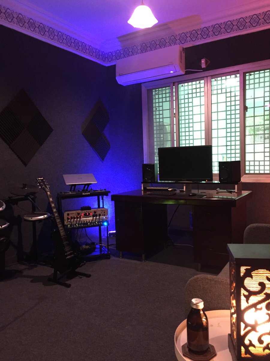 mekyail_'s tweet photo. I always had a dream of opening up my own music studio and well let's just say it came true and is getting better everyday. 
We do offer our services too!! https://t.co/e4veQ4hdq9