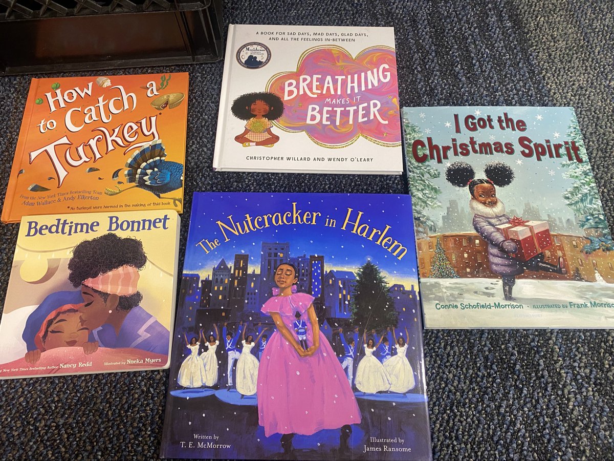 New school year means new books!🤩Excited to add these to my classroom library! What’s a book you added to your classroom library for the new school year?👀