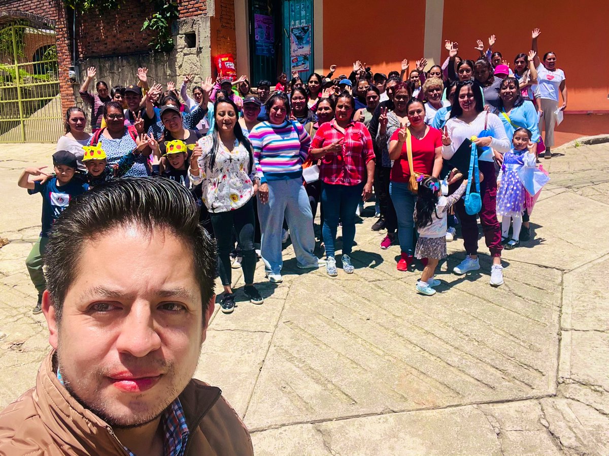 Octavius_MR2's tweet photo. En Barrio Grande el DelMacismo crece cada día. Como el gran equipo #ADM que somos, cerramos filas ante las adversidades y estamos listos para lo que viene. #Jilotzingo #SanLuisAyucan https://t.co/8I8wMgdIxE