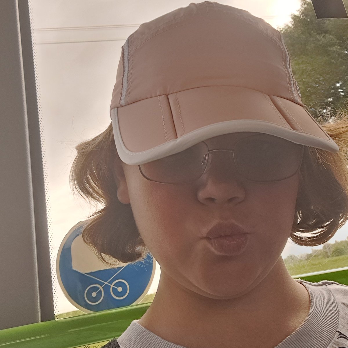 pheecat10's tweet photo. #NewProfilePic https://t.co/9WHBGWX6Hm