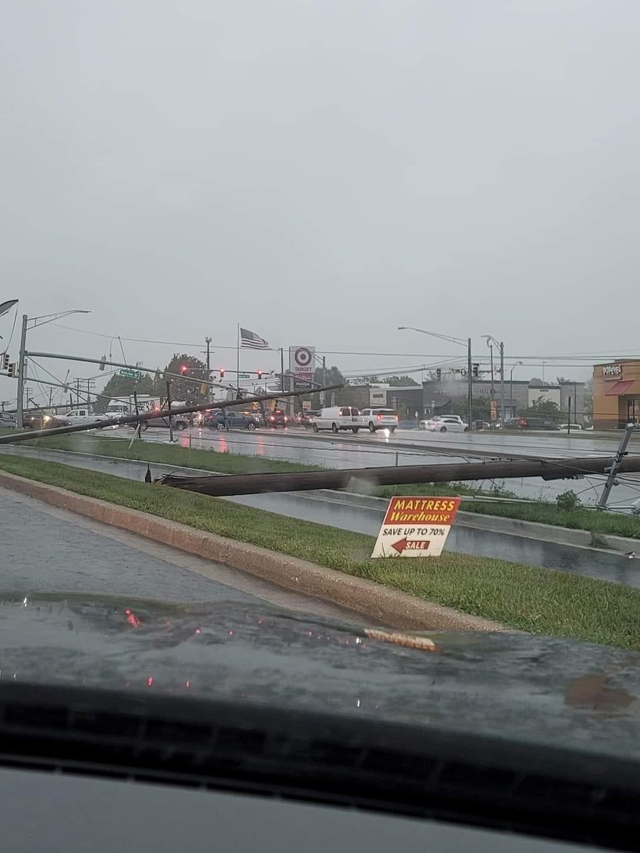 Josh_3035's tweet photo. @wjz #WestminsterMaryland #storm #wjz https://t.co/cU5v00mFuU