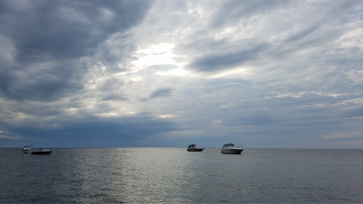 StarboardRail's tweet photo. They call it stormy Monday. 
#storm #boating #LLOTW https://t.co/qN42zJD4Eq