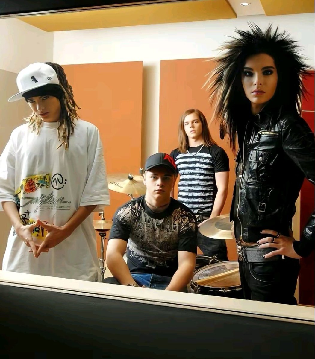 archive bill kaulitz ✭ tweet media