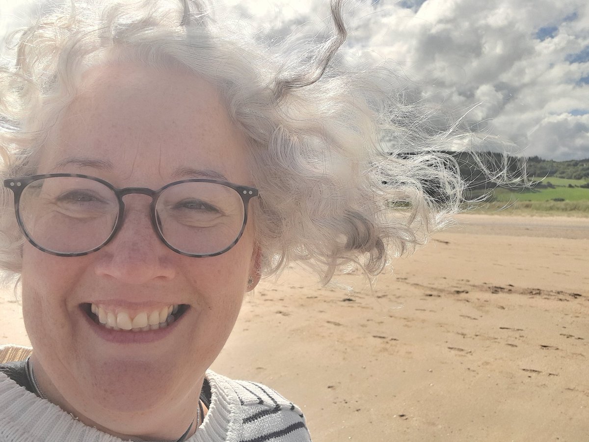 UnaTDuffy's tweet photo. Wales bursting with heritage. Weather defying all the forecasts. Bit windy though. https://t.co/9qkqkeePdE
