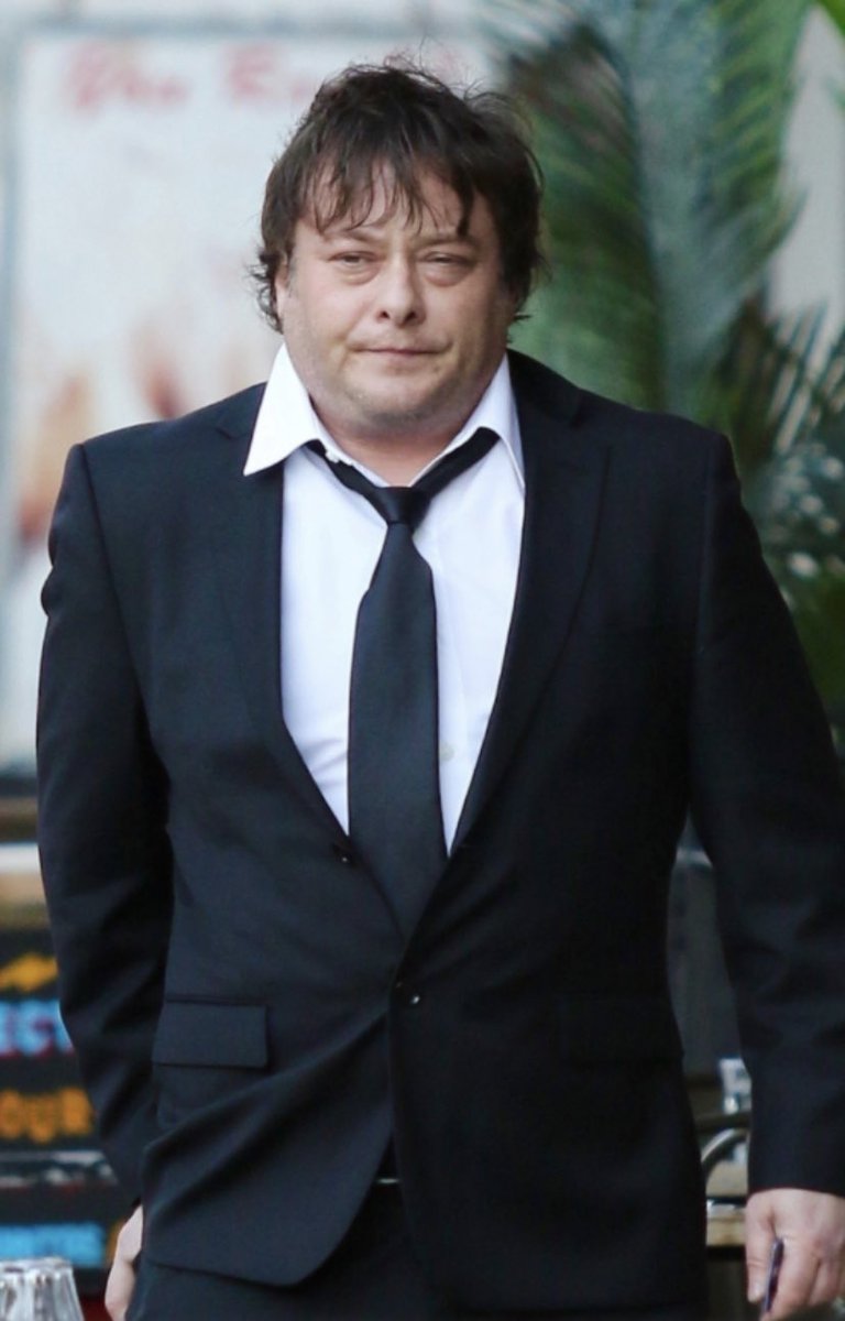 Ross Baines Art tweet media